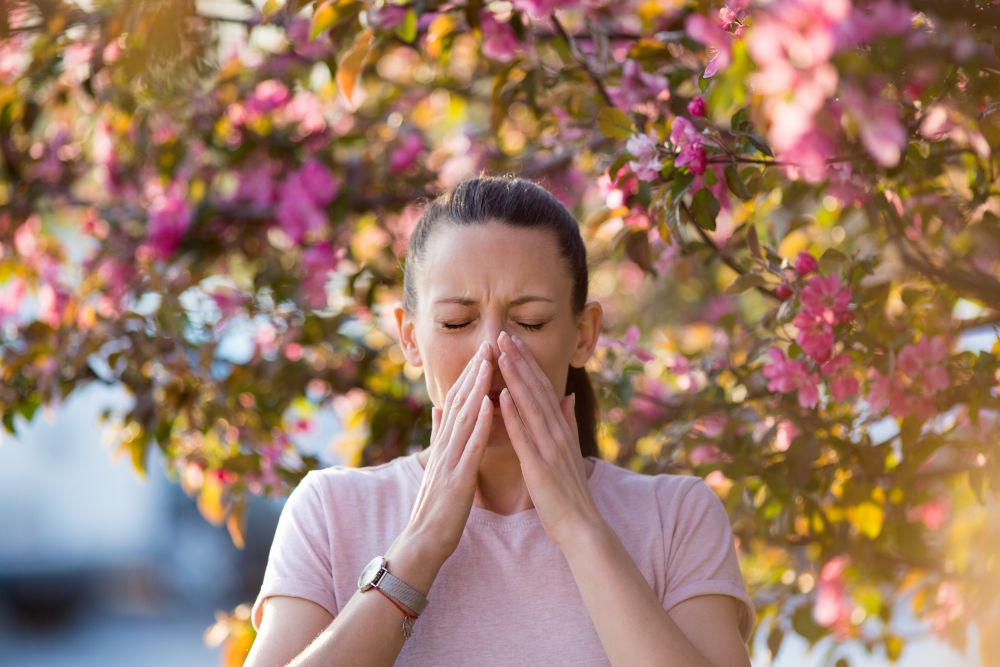 Alergii: Simptome, gestionare si tratament natural
